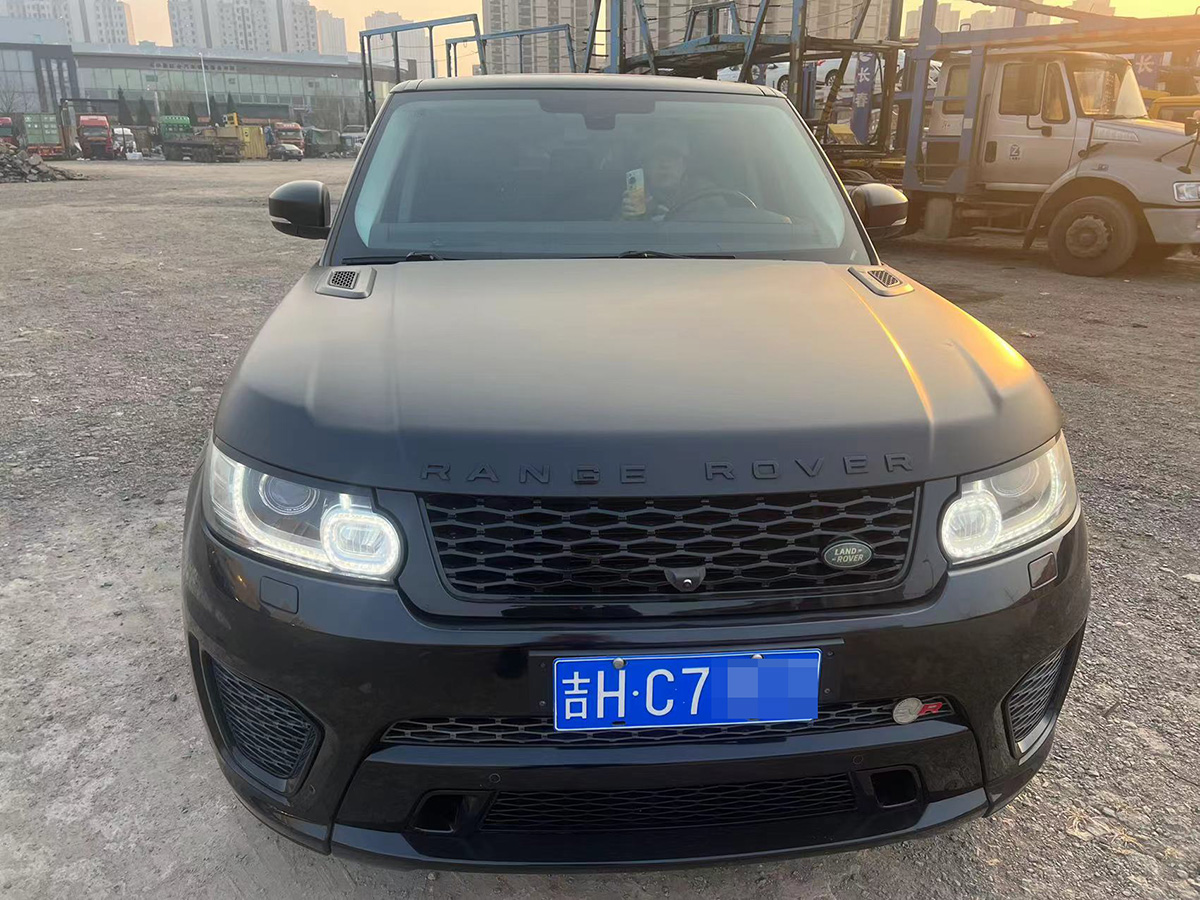 大連到?？谄囃羞\(yùn)路虎攬勝