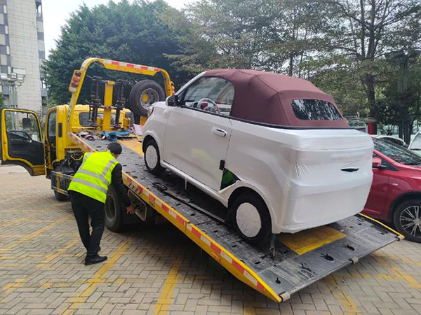 托運一輛五菱宏光mini要多少錢?(圖1) 托運一輛五菱宏光mini要多少錢?(圖1)